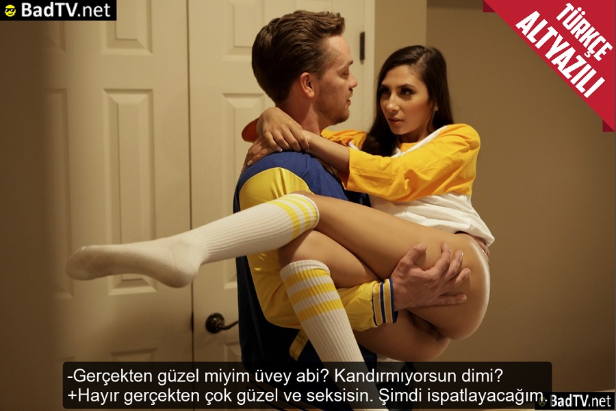 Abisinin Kızını Siken Porno